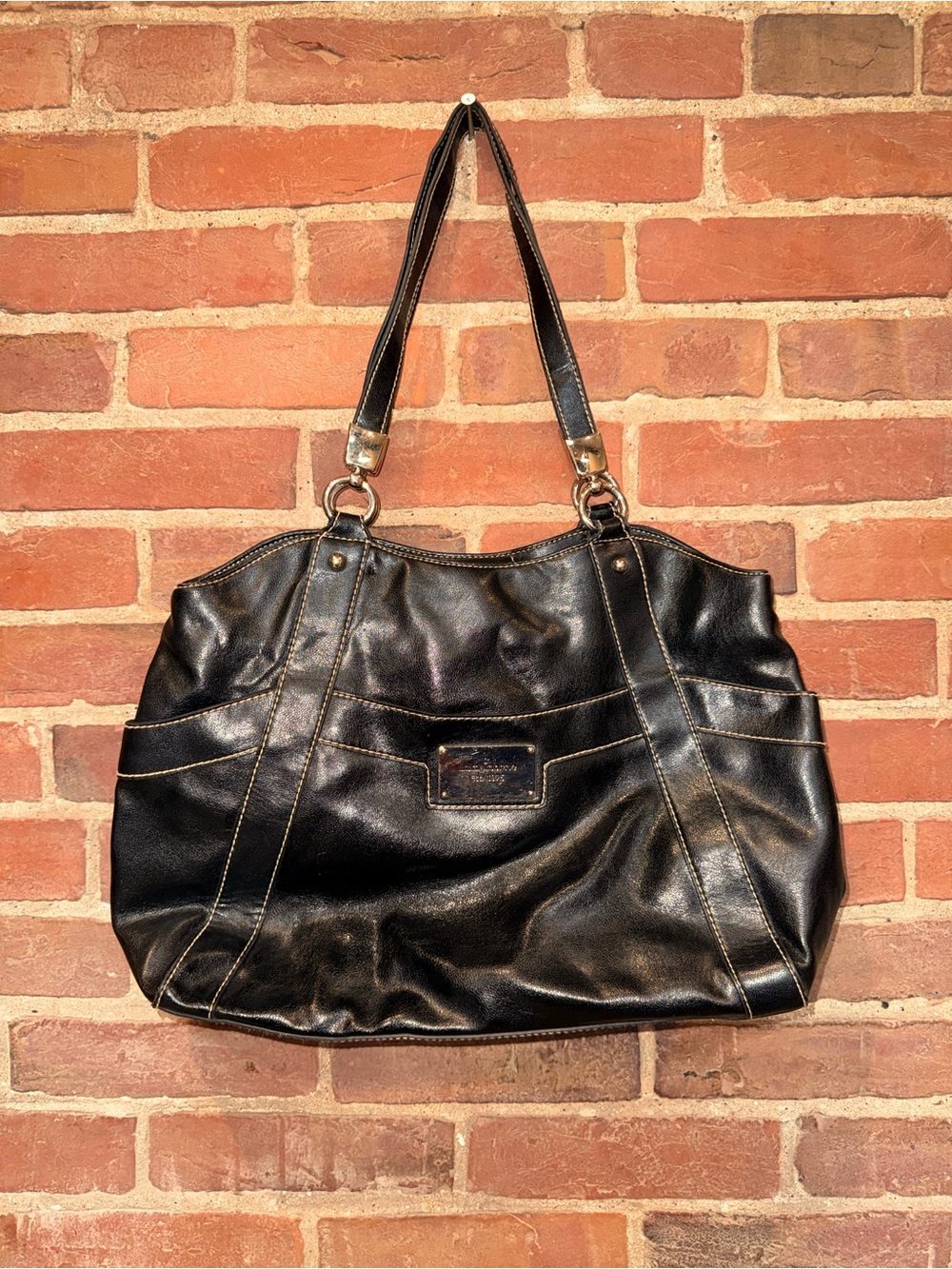 Liz Claiborne leather handbag with pockets on the outside
